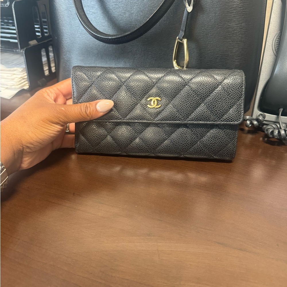 Chanel Black Quilted Leather Wallet with Metallic Detail - Picture 2 of 11